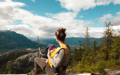 Bébé et la montagne