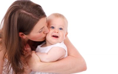 Parler à bébé est une source de bonheur pour une maman